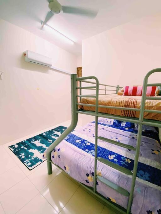 Spacious Cozy Lakeville Homestay 4 Bedrooms All With Aircond Seri Iskandar Eksteriør billede