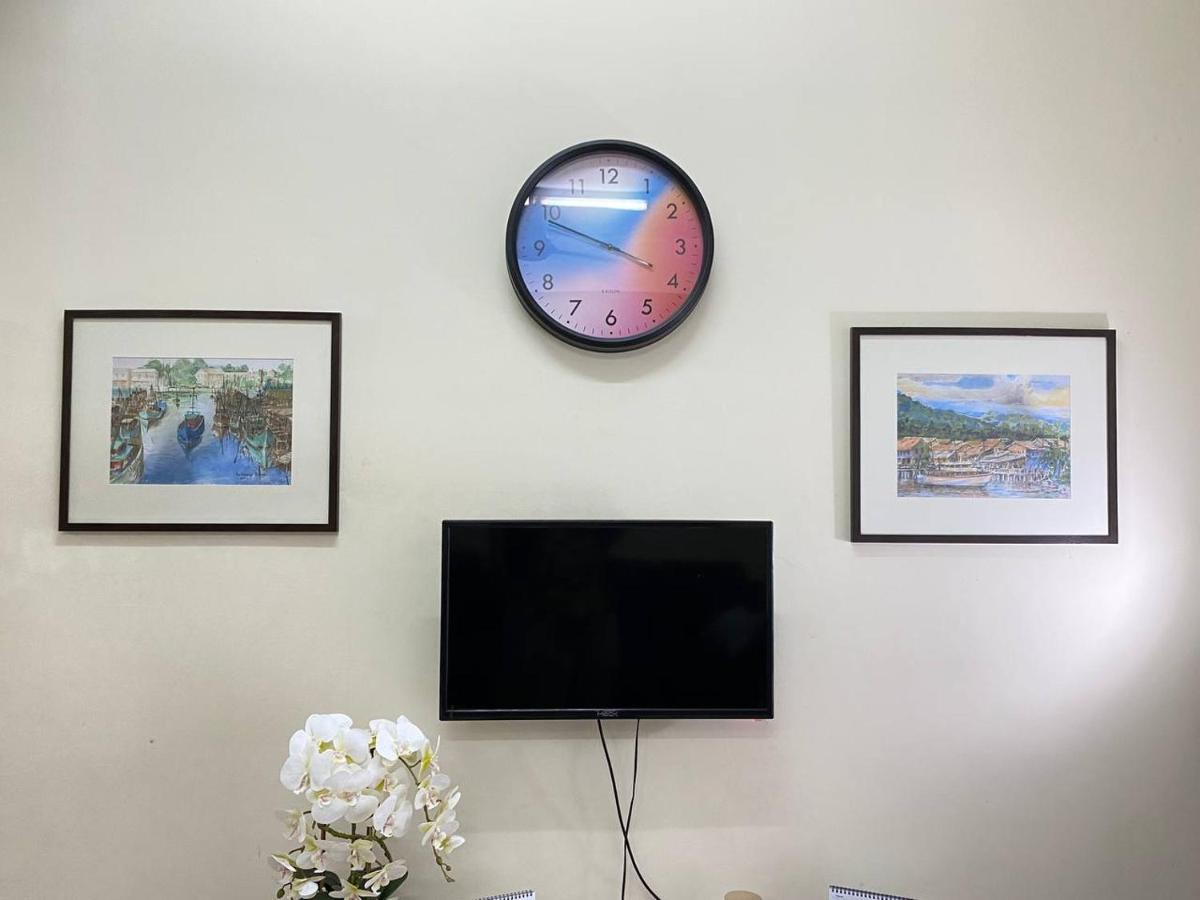 Spacious Cozy Lakeville Homestay 4 Bedrooms All With Aircond Seri Iskandar Eksteriør billede